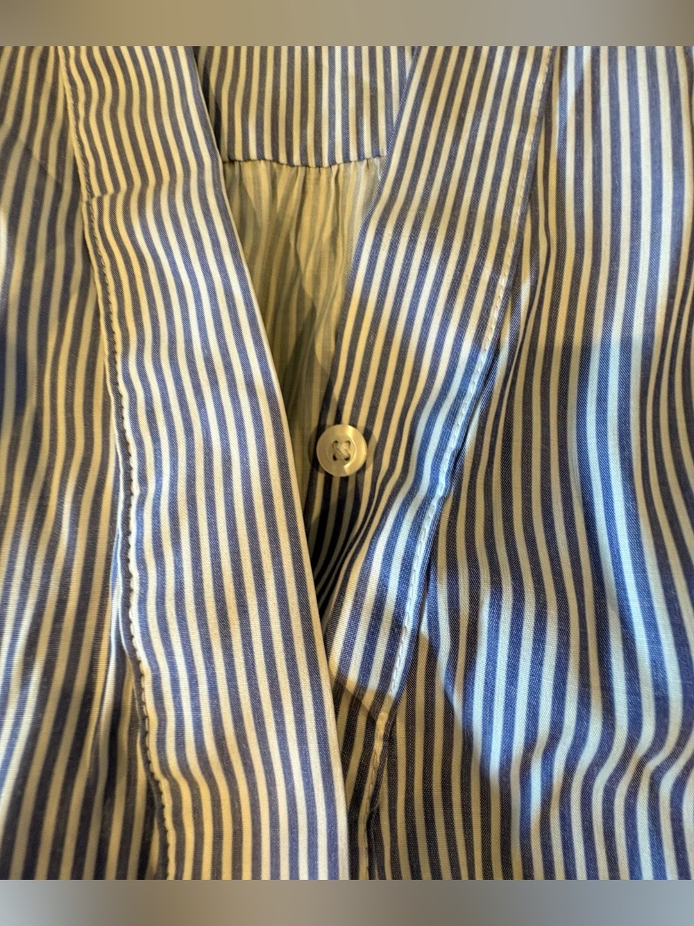 ☀️☀️☀️3 for $30!Blue Blouse Pinstripe Business Casual Summer Coastal Grandmother - Picture 7 of 8